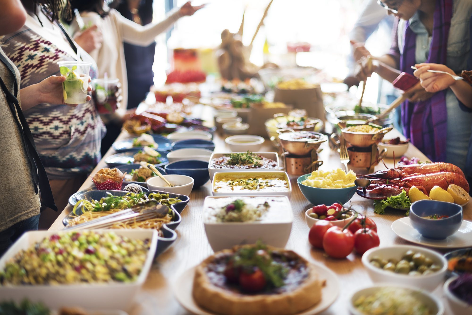 global holiday table