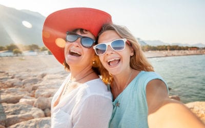 Mothers tell daughters about travel