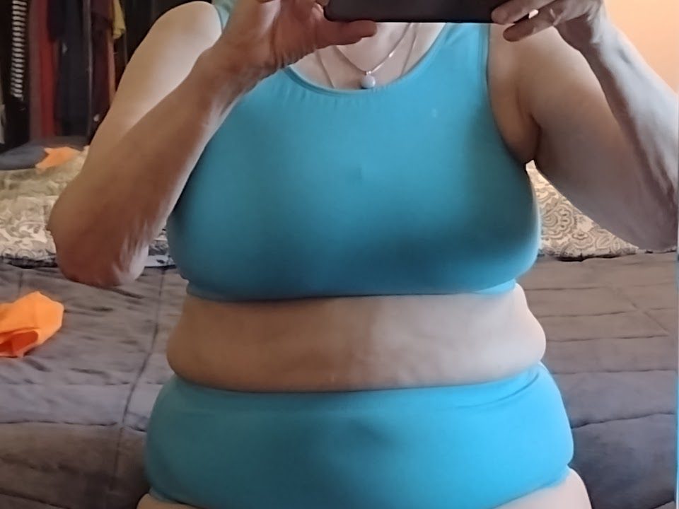 Marti wearing her Juno bra and pantie set