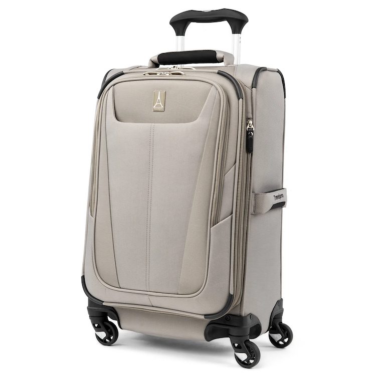 TravelPro Maxlight 5 Carry On
