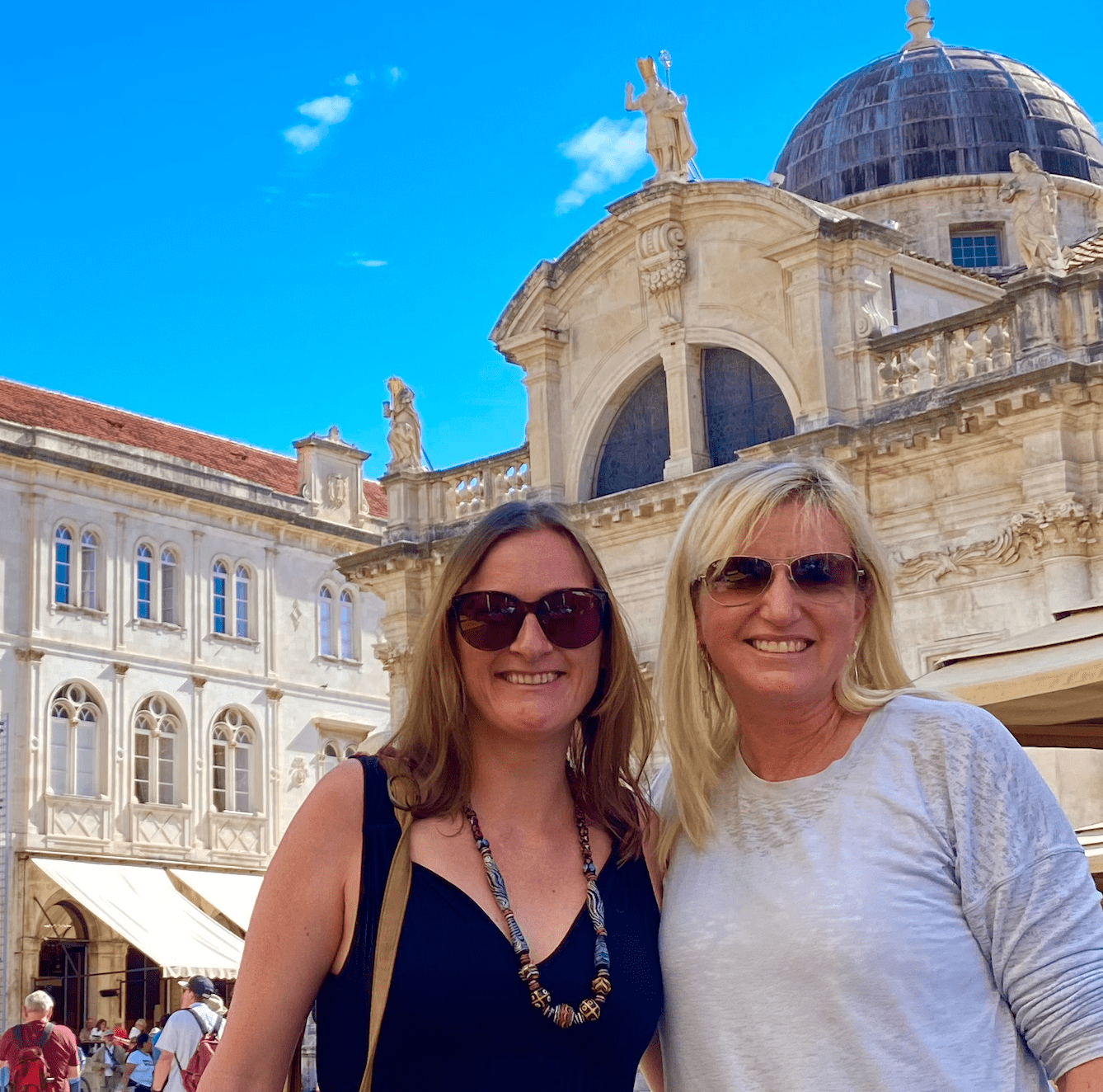 Henna Artist Book Cover