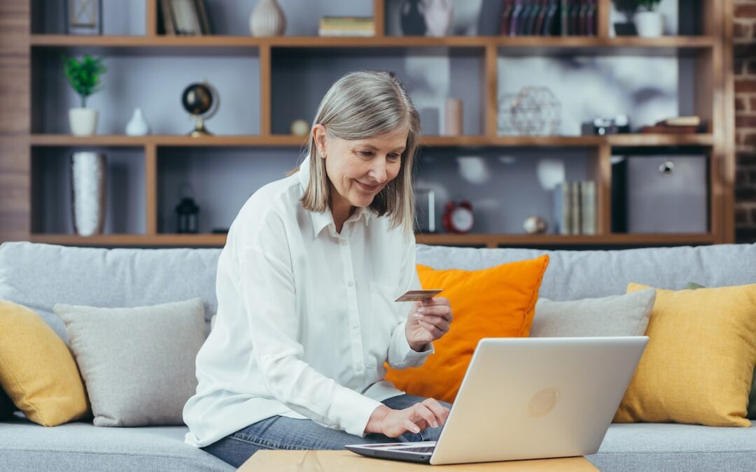 How to Stay Safe When You Travel: Introducing our New Cybersecurity Course for Women
