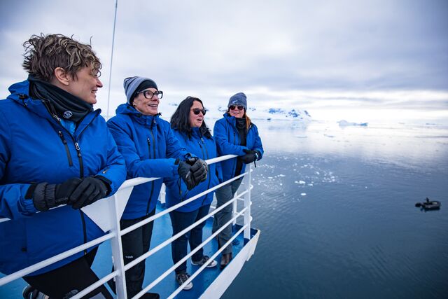 Intrepid tours in Anarctica