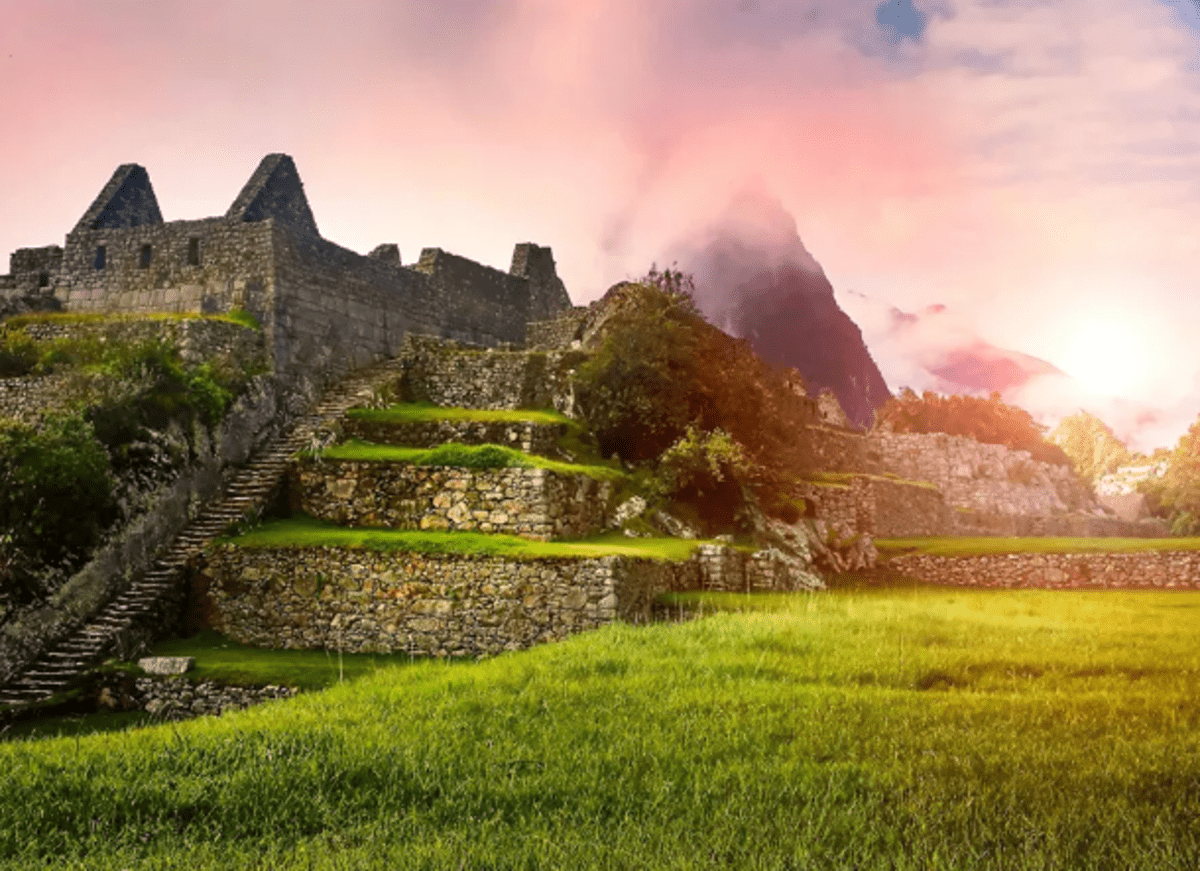 image of macchu pichu in peru