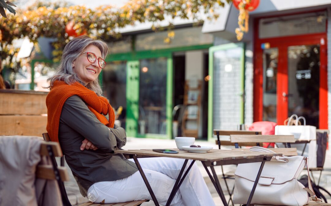 How to Enjoy Dining Alone: 30 Tips from Solo Women Travellers