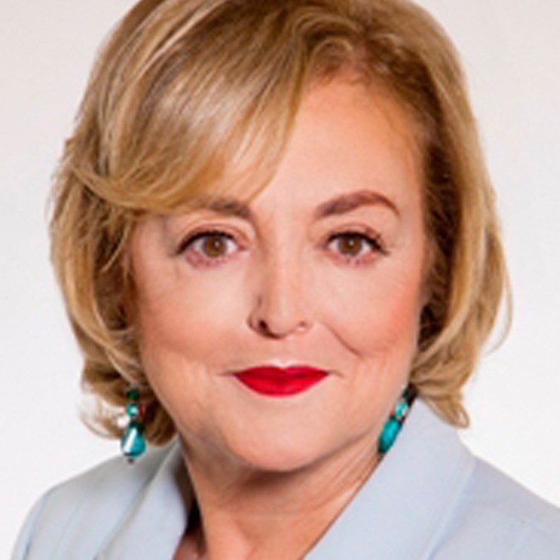 Adriane Berg headshot