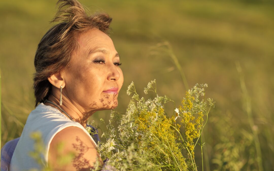 JourneyWoman Announces New Women’s Travel Book: “Never Too Late: How Women Travellers  50+ Are Making the Rules”