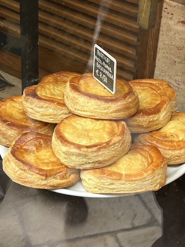 Rustico leccese, a traditional food found in Lecce