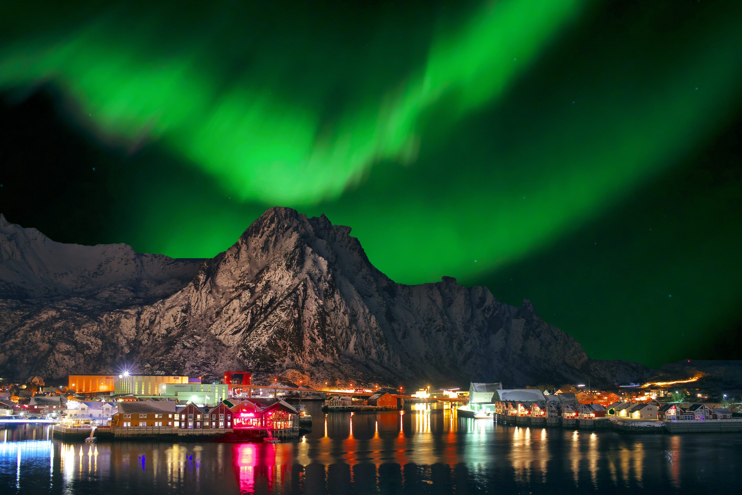 hurtigruten northern lights