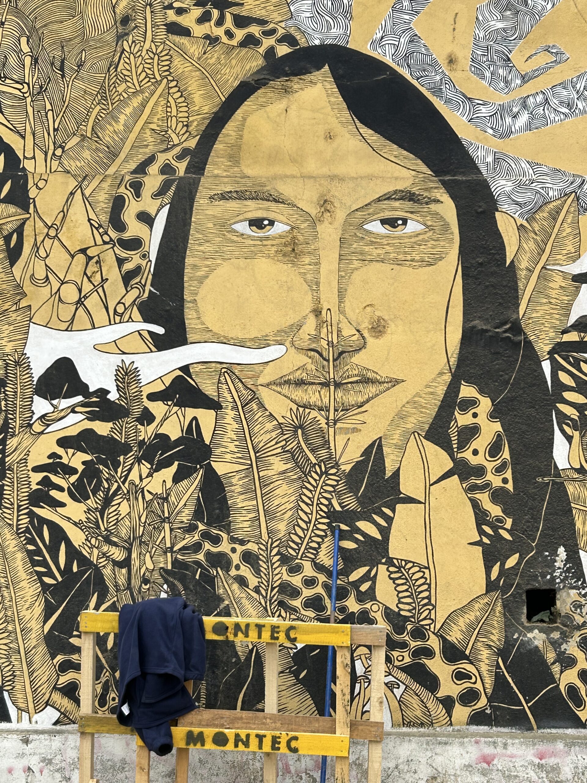 Carolyn woman standing in front of cathedral reims france