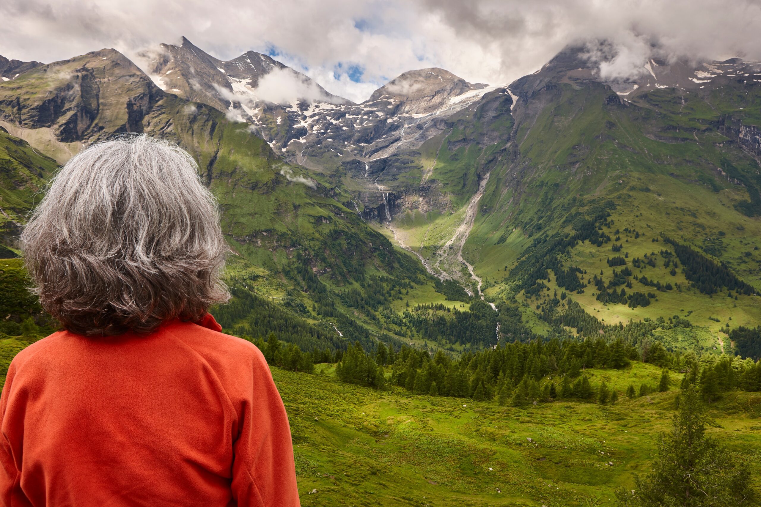 senior older woman travel to europe