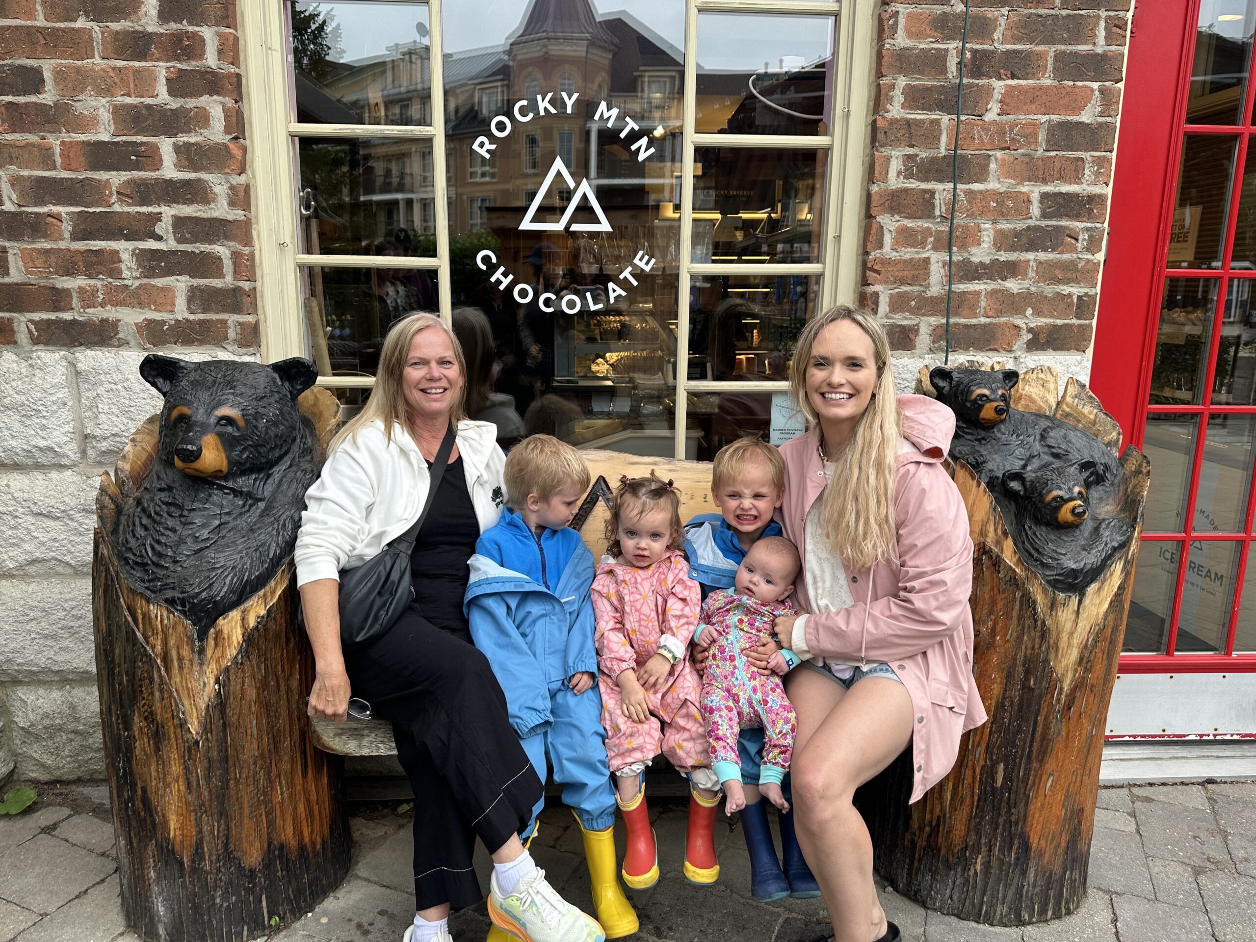 kathy buckworth grandchildren travel 