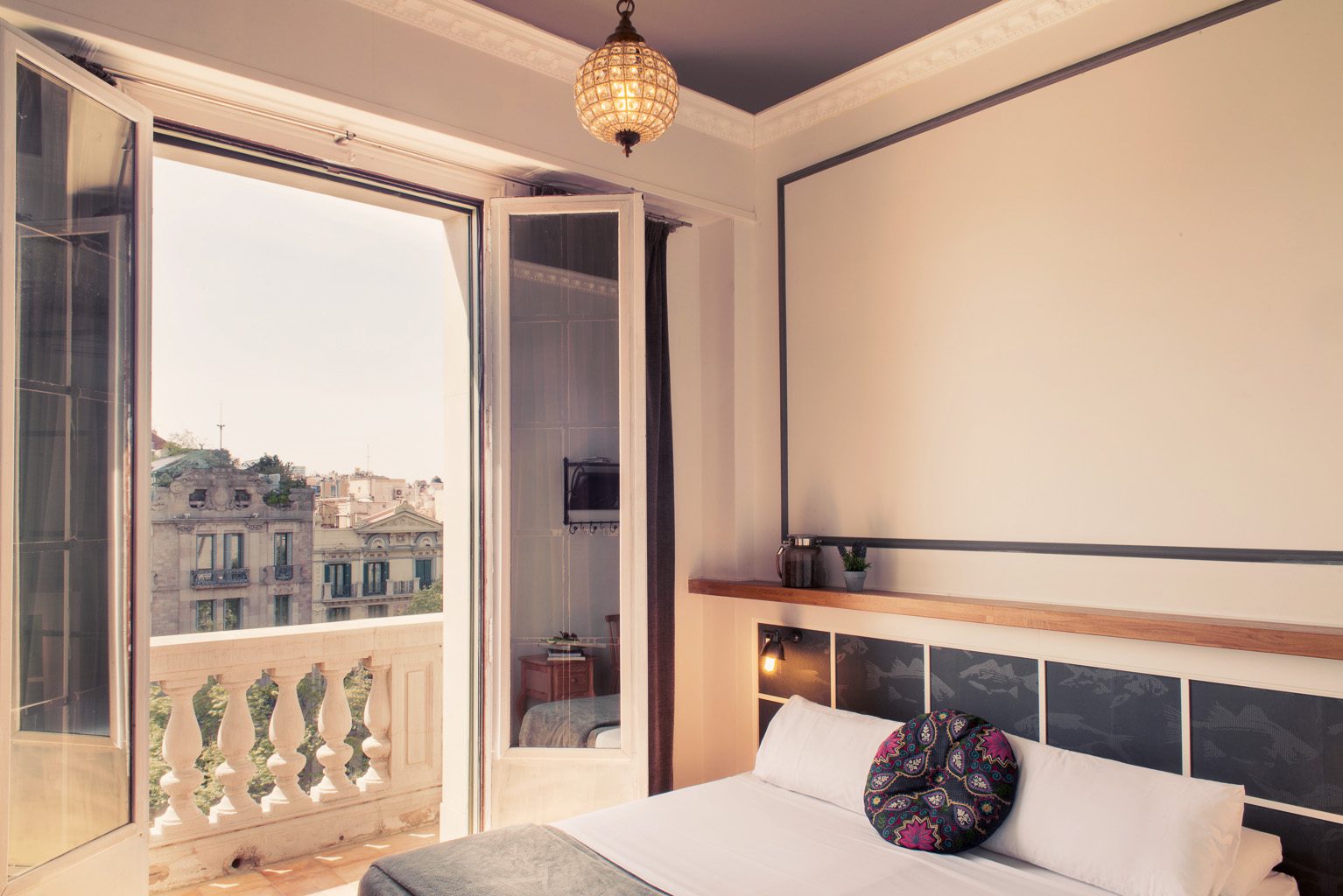 hostel barcelona bedroom