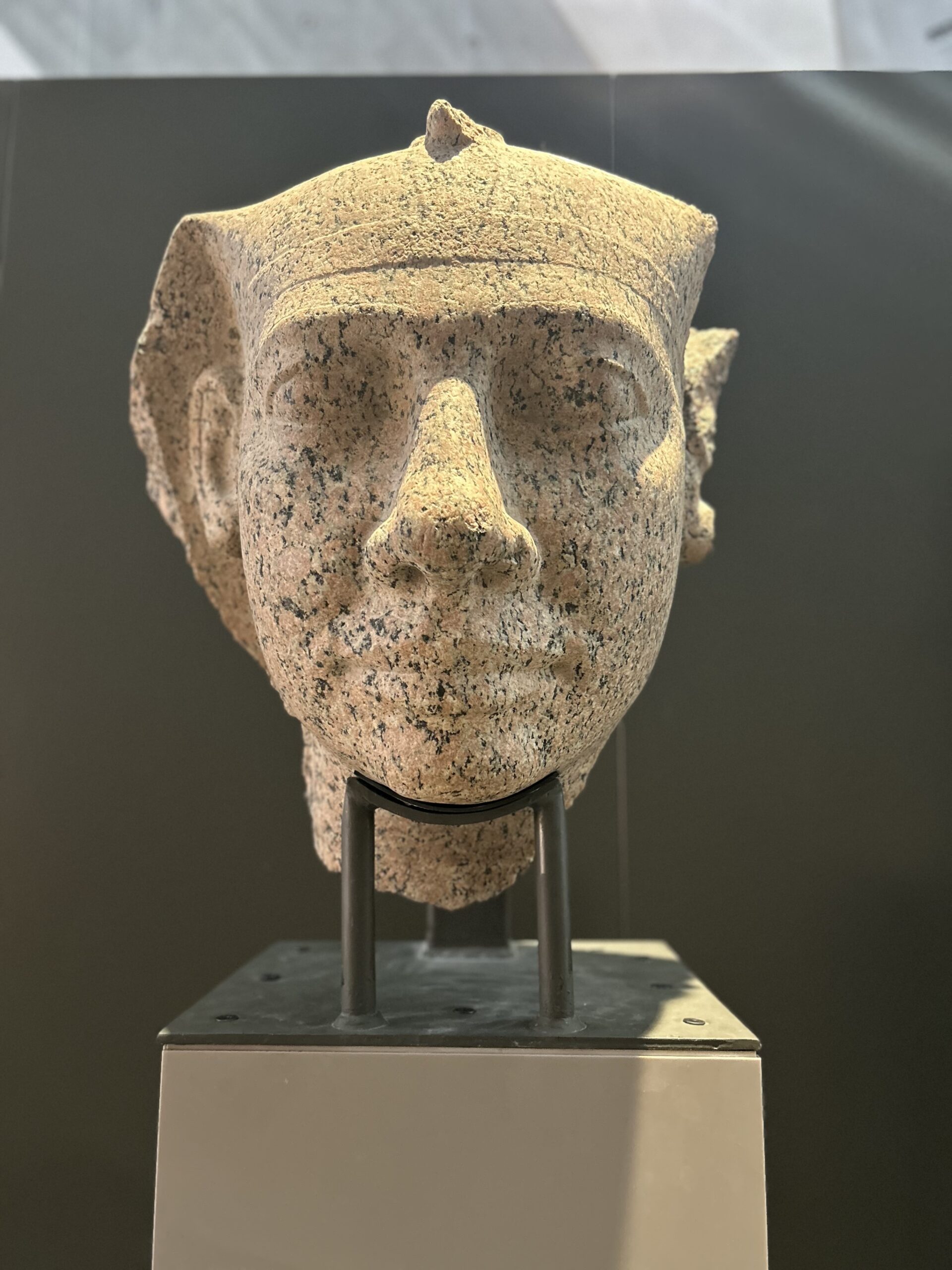 limestone head king userkaf egypt 