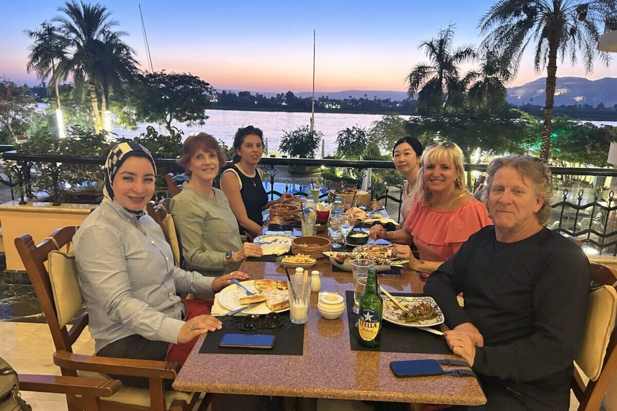 dinner nile egypt