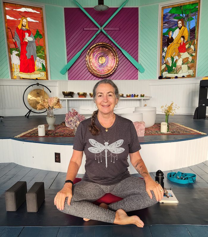 Yoga therapy instructor Helena Butler leads a practice at the Woody Point<br />
Transformative Arts Centre