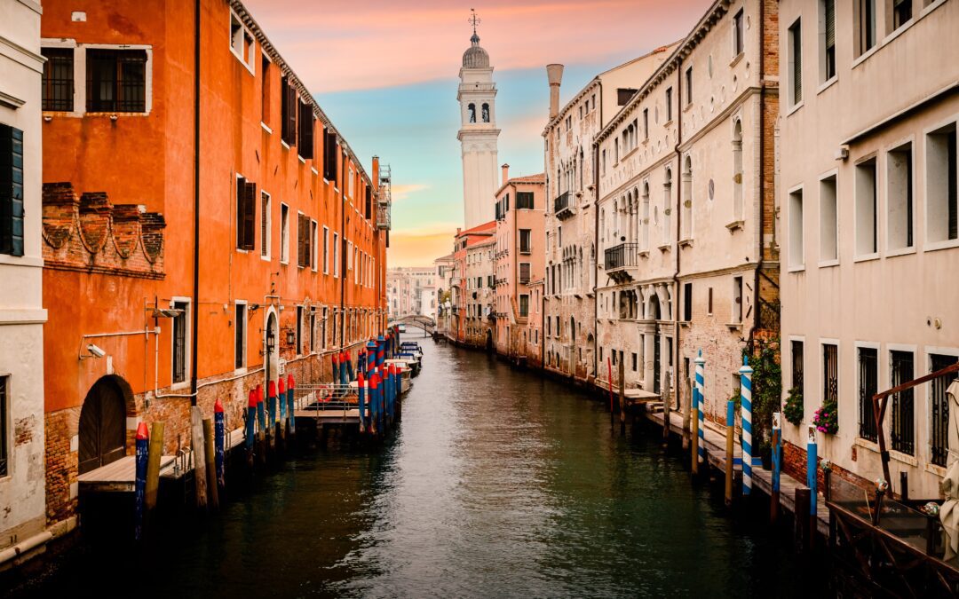 Love Books? You’ll Want to Plan for Venice Noir and These Other Literary Festivals in 2026